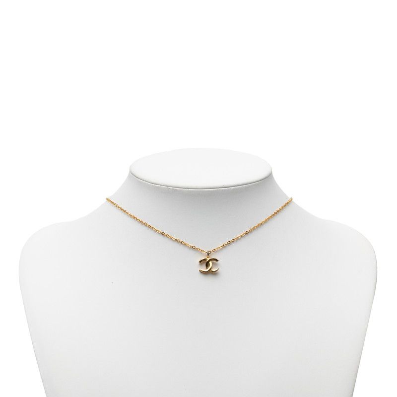 Chanel CC Logo Pendant Gold Plated — view 6