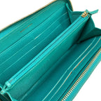 Chanel Wallet Quilted Green Zip Around Gold — view 3