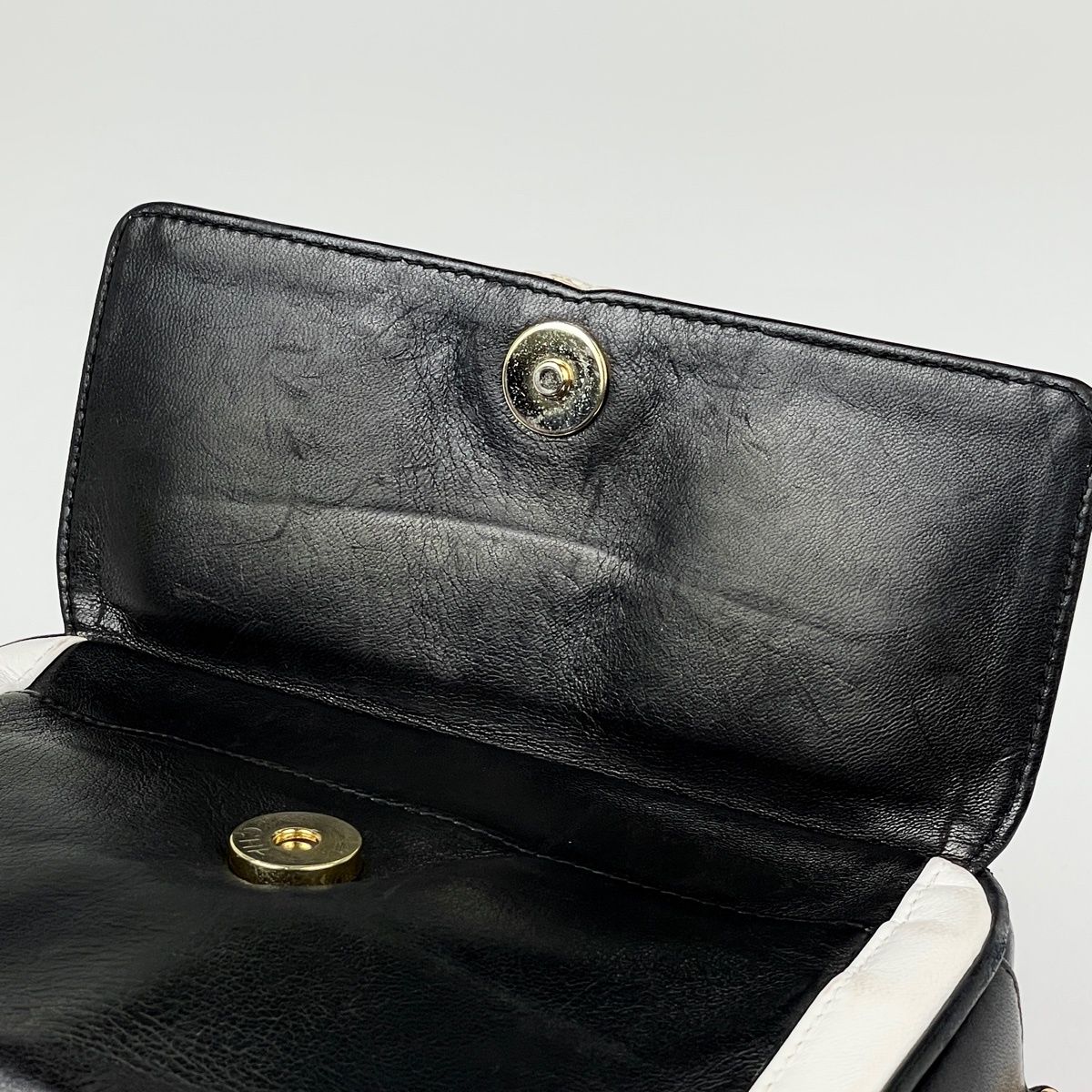 Chanel CC Logo Fringe Chain Shoulder Bag Leather Black White — view 5