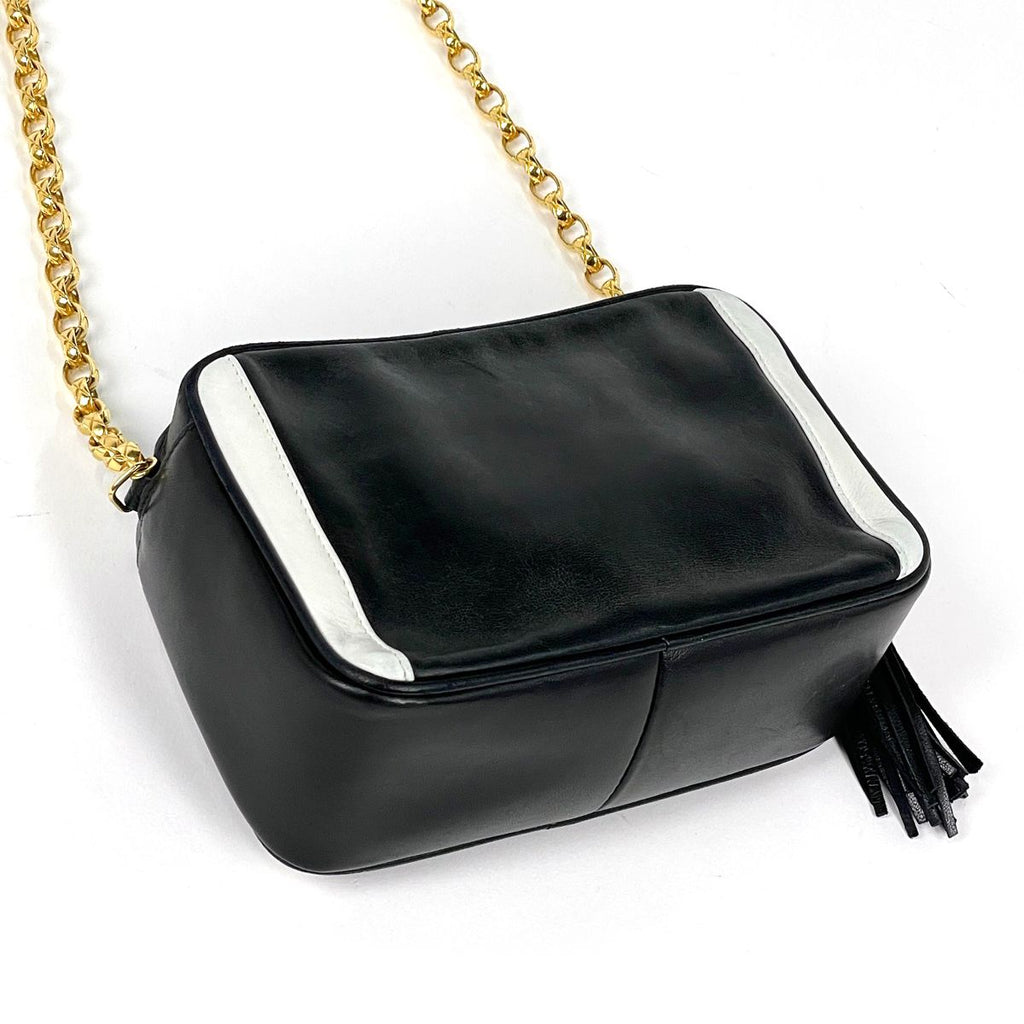 Chanel CC Logo Fringe Chain Shoulder Bag Leather Black White — view 2