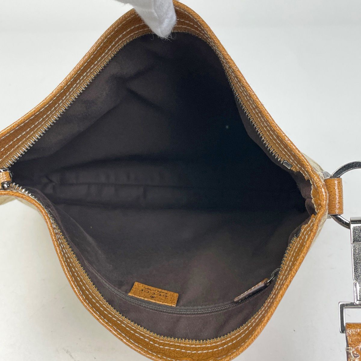 Gucci GG Pattern Shoulder Bag Canvas Beige — view 8