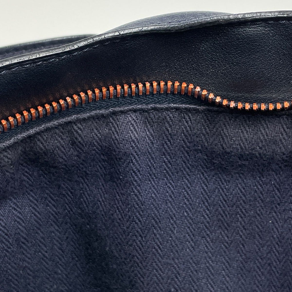 Hermes Caravan Horizontal MM 2-Way Shoulder Bag Vo Derma Navy — view 9