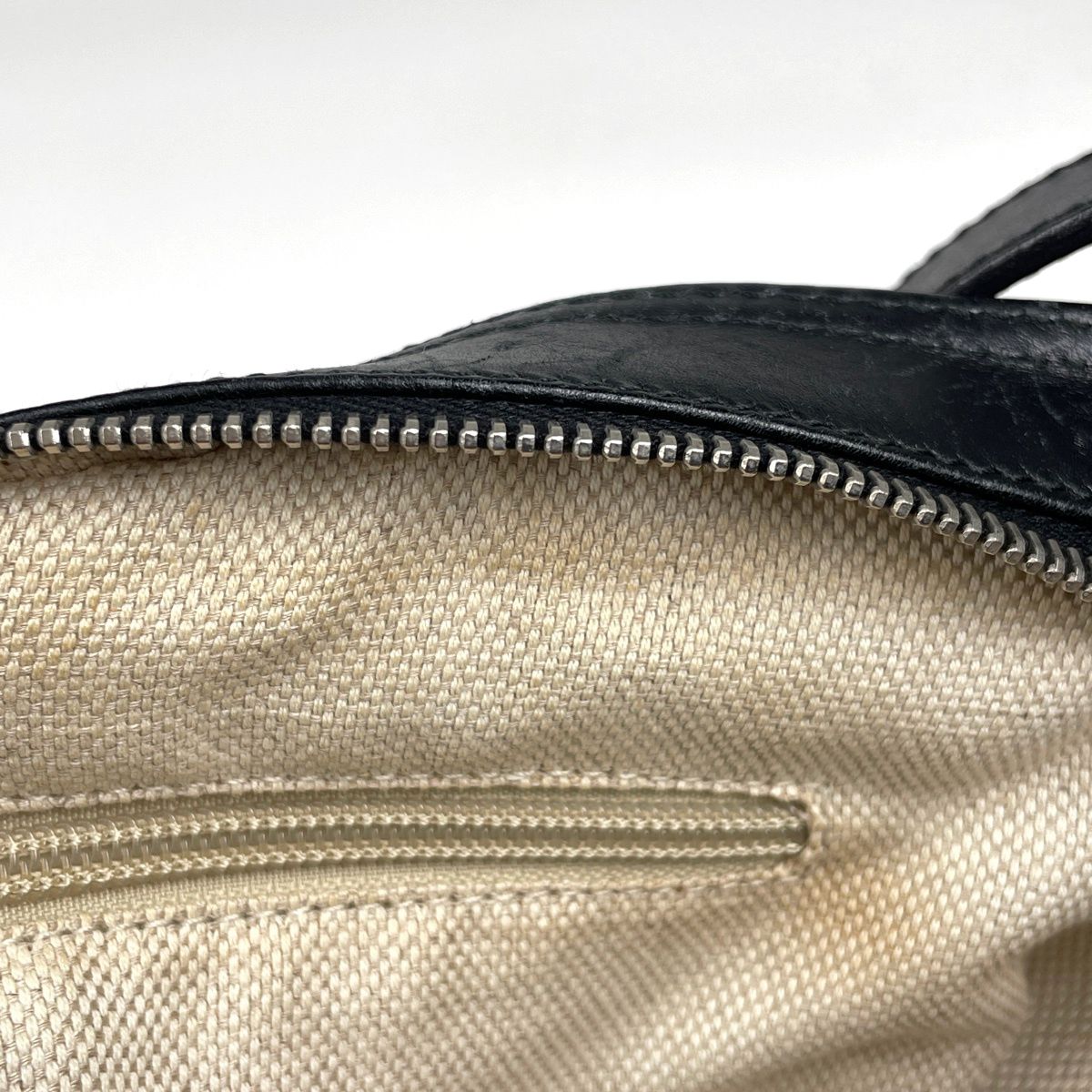 Gucci GG Pattern Shoulder Bag Sherry Line Canvas Black — view 7