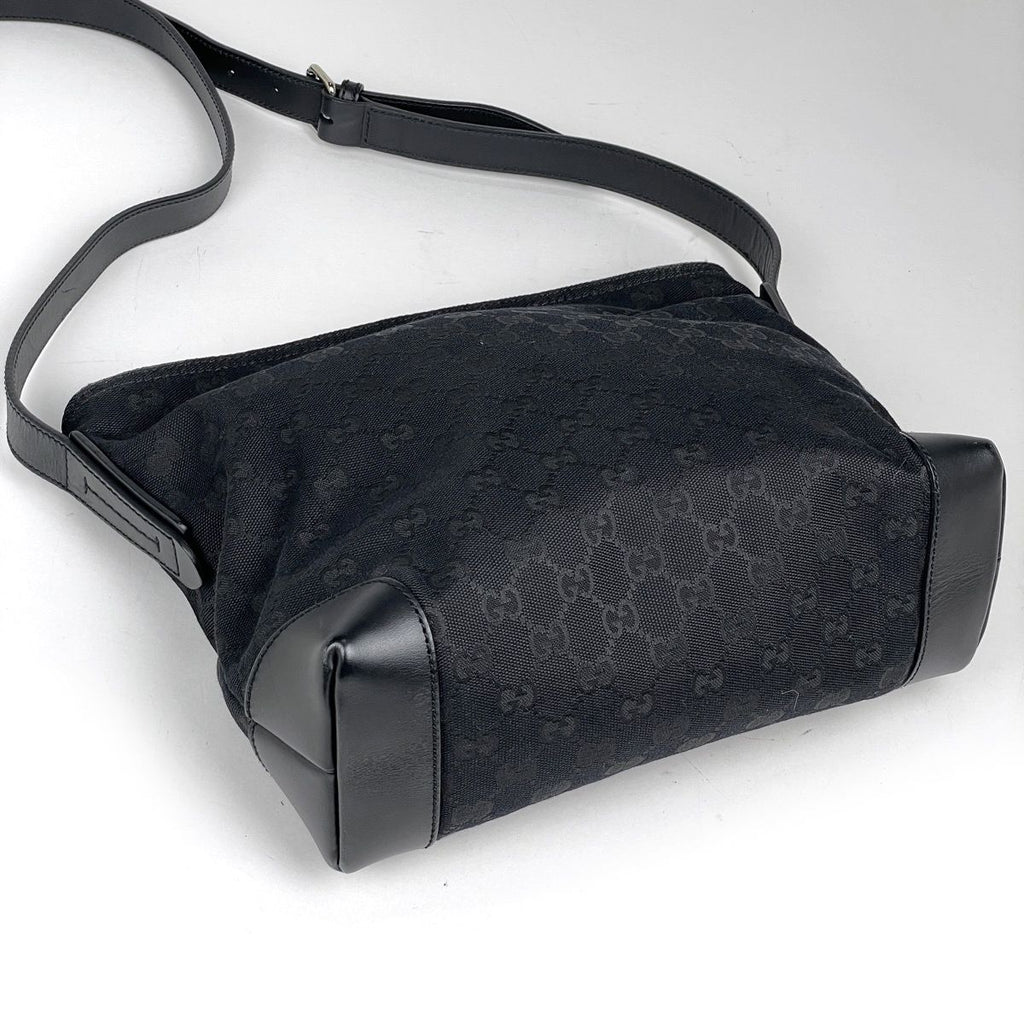 Gucci GG Pattern Shoulder Bag Sherry Line Canvas Black — view 2