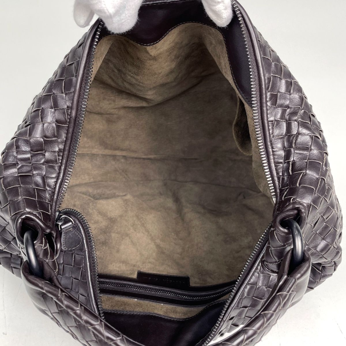 Bottega Veneta Intrecciato Shoulder Bag Leather Brown — view 8