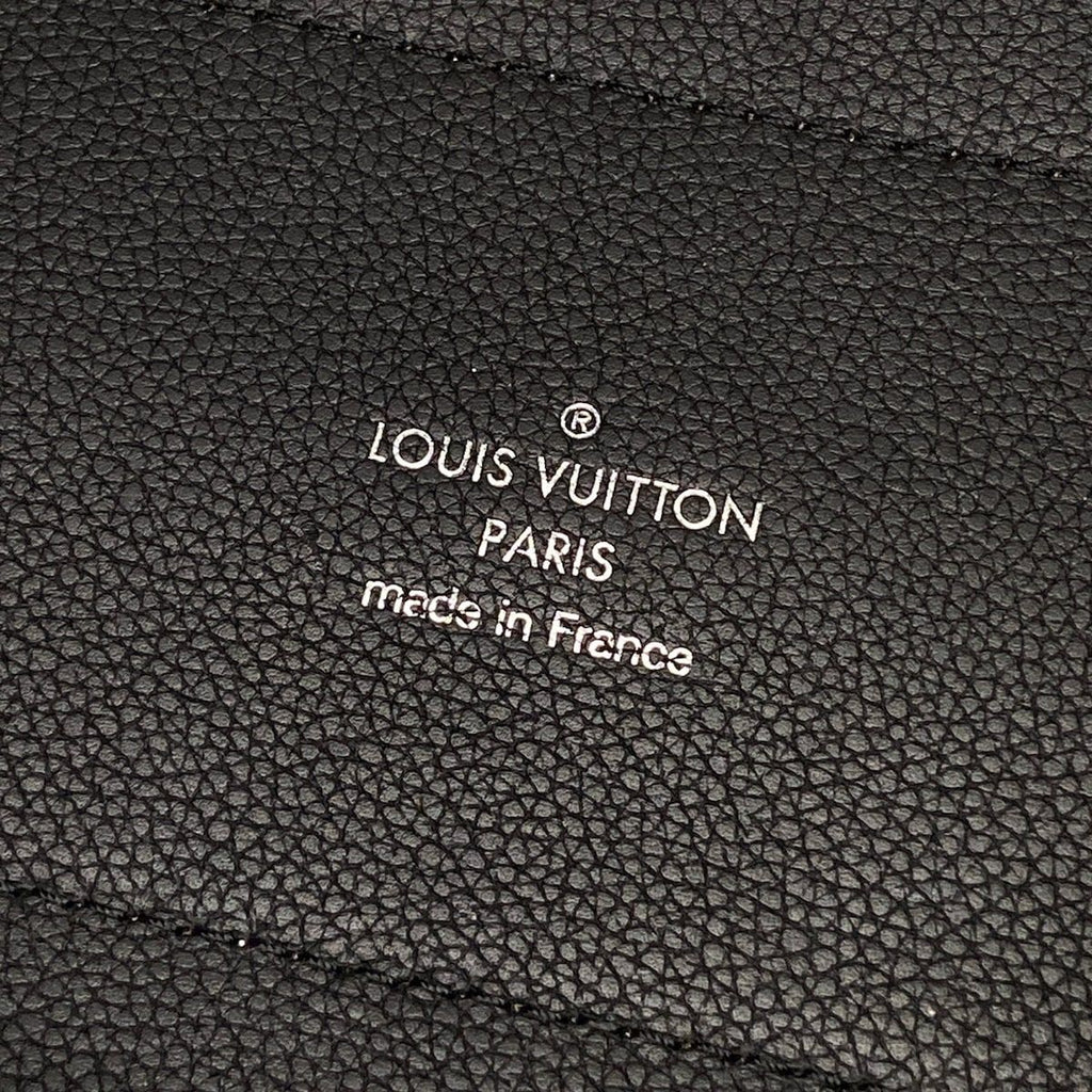 Louis Vuitton Tote Mahina Hina PM Noir Leather Cowhide — view 9
