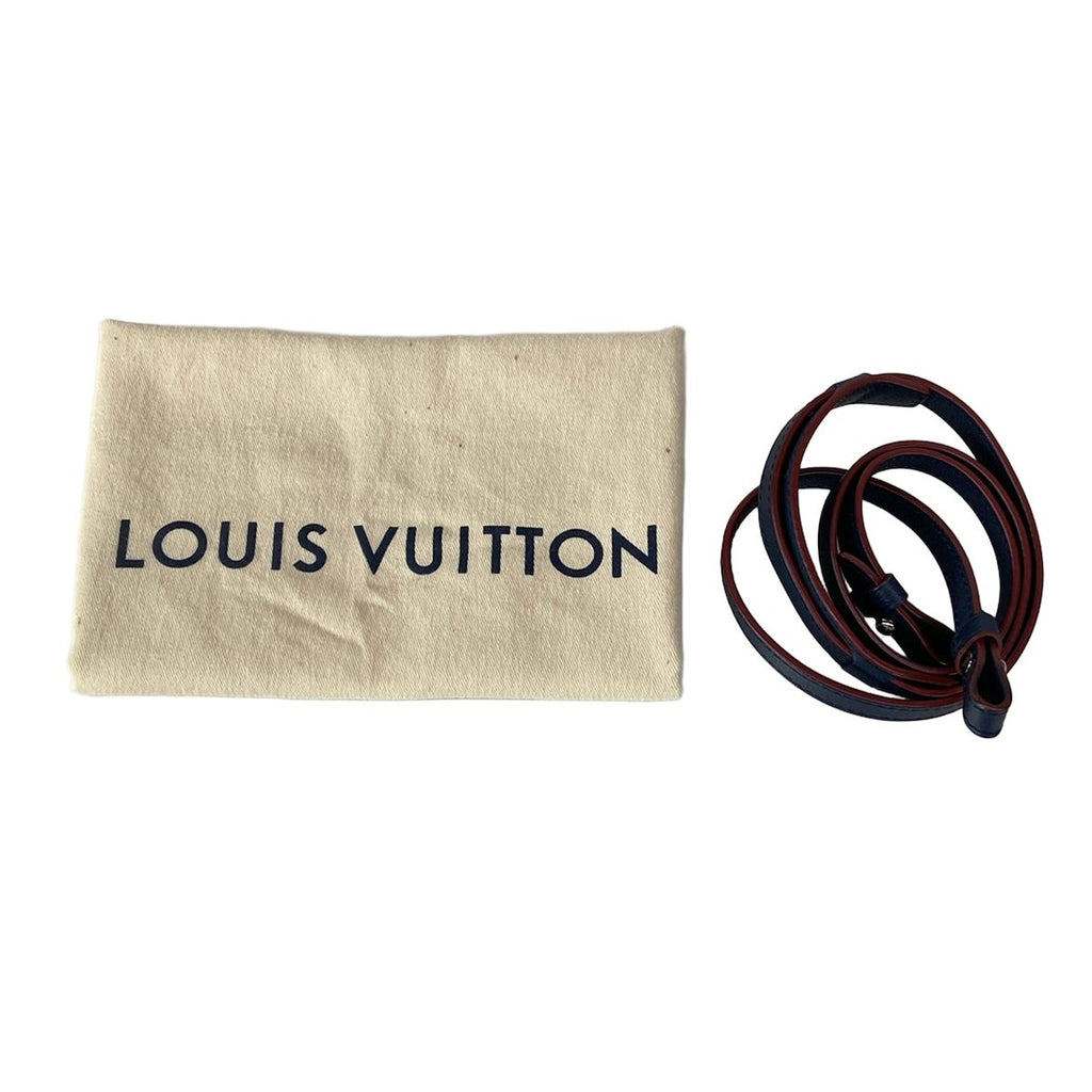 Louis Vuitton Handbag Lockme Iibb Marie Nourge Leather — view 8