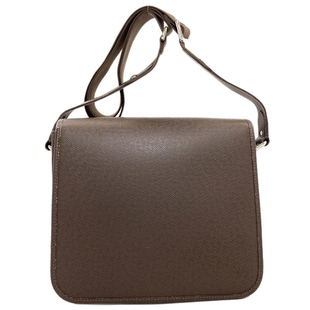 Louis Vuitton Andrei Shoulder Bag Taiga