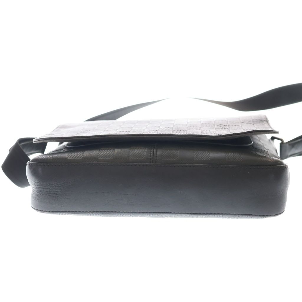 Louis Vuitton Damier Infini PM Shoulder Bag Black Leather Silver — view 4