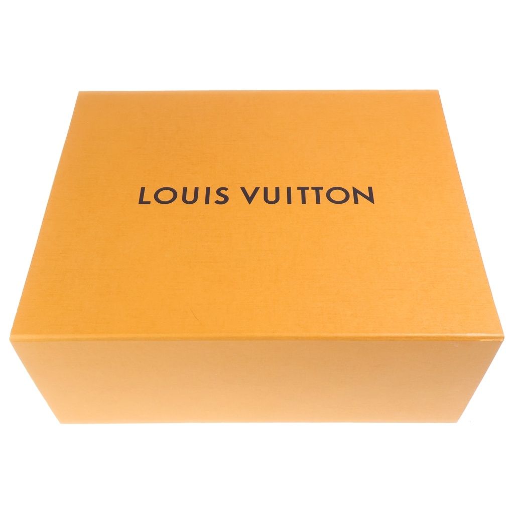 Louis Vuitton Monogram Tattoo Line Leather Low Cut Sneakers White — view 7