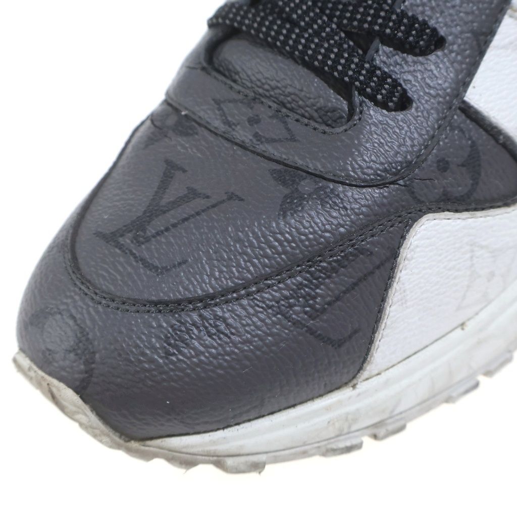 Louis Vuitton Run Away Monogram Low Cut Sneakers Black White — view 6