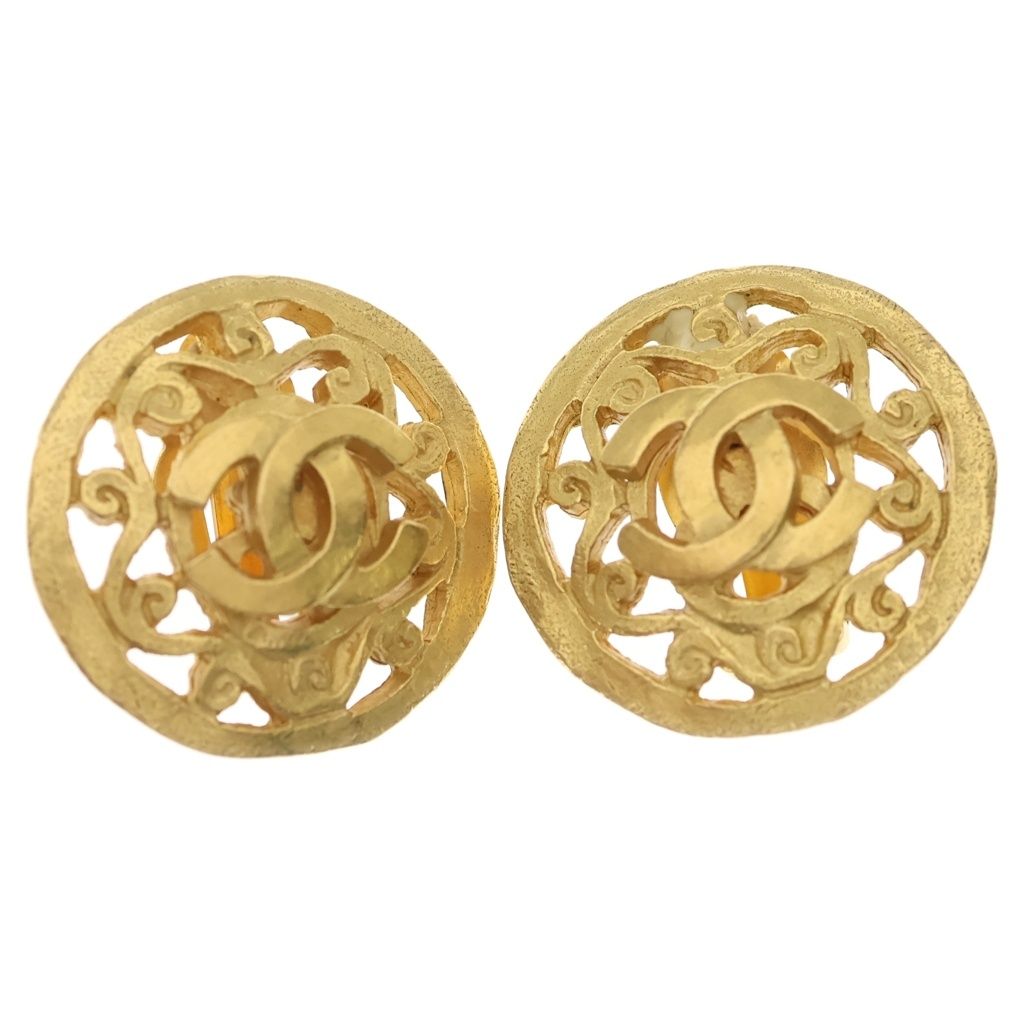 Chanel CC Logo Vintage Earrings Gold
