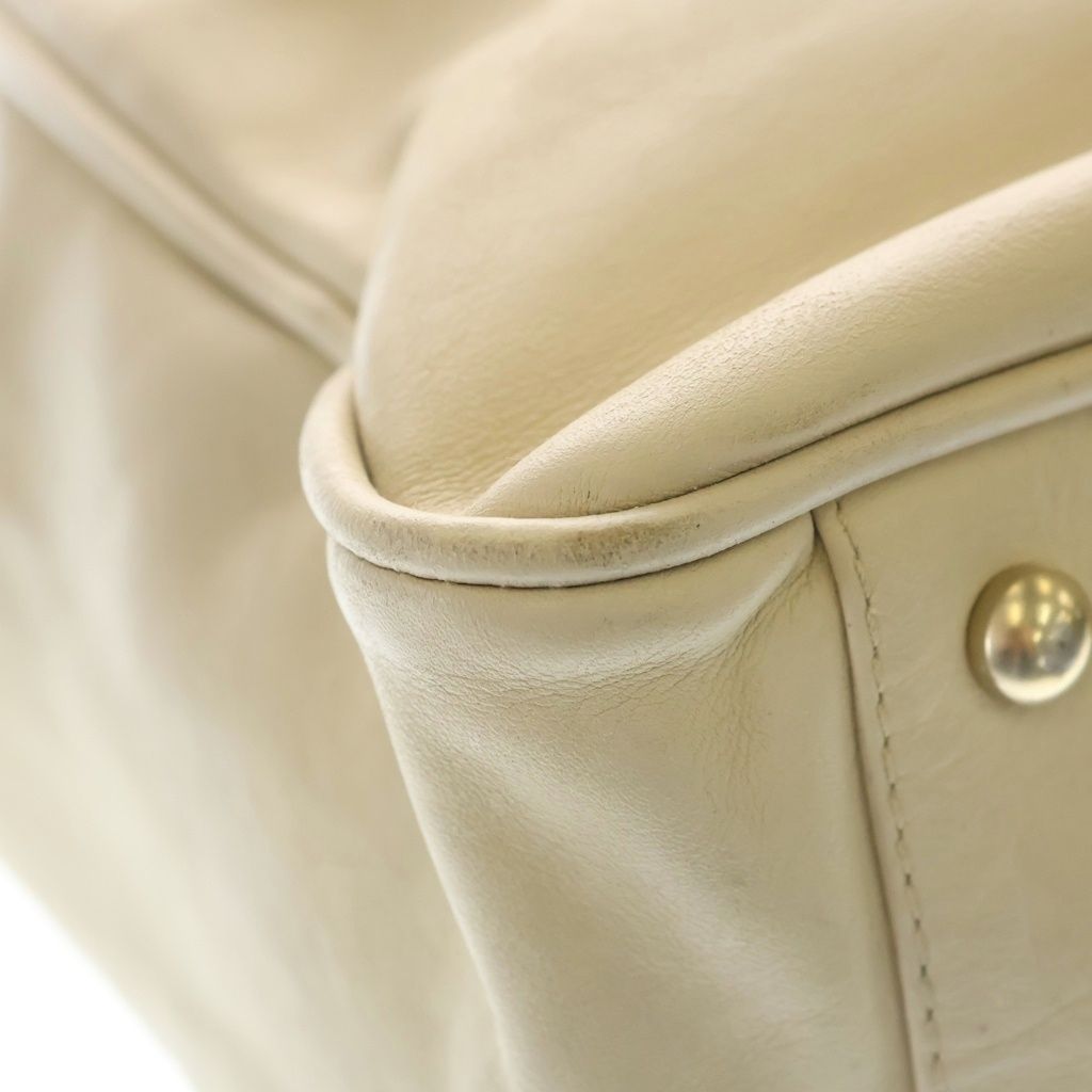 Chanel Camellia CC Logo Lambskin Leather Tote Beige — view 5
