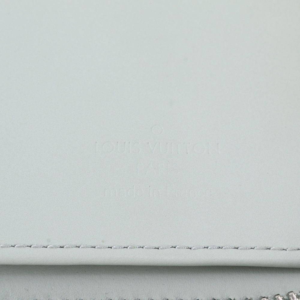 Louis Vuitton Taurillon Leather Monogram Zippy Wallet with Vertical — view 9