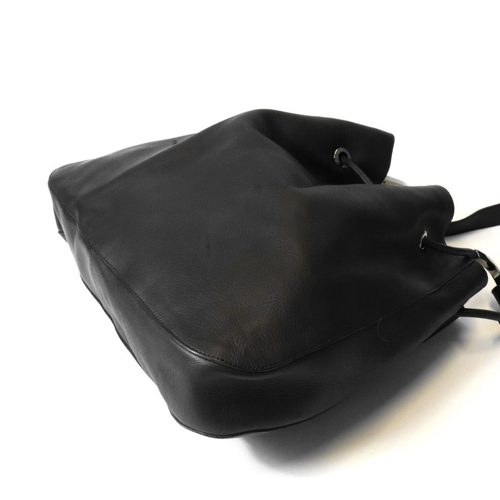 Gucci 001 Shoulder Bag Drawstring Leather Black — view 7