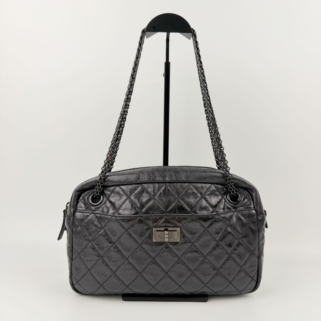 Chanel Quilted 2.55 Chain Shoulder Boston Bag Leather Black Vintage — view 4