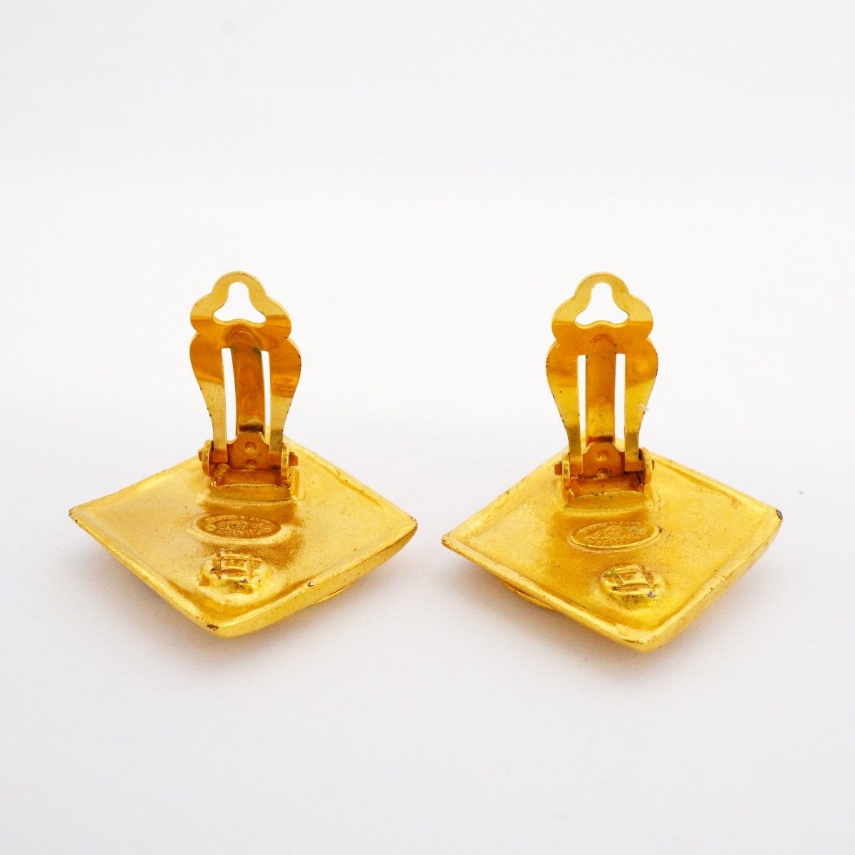 Chanel Earrings Vintage CC Logo Diamond — view 7