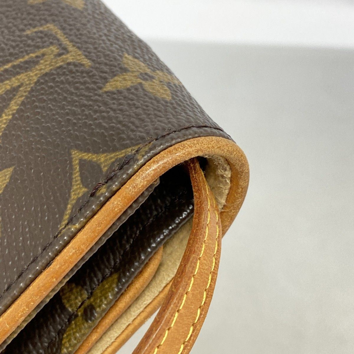 Louis Vuitton Shoulder Bag Monogram Pochette Twin GM Brown — view 8