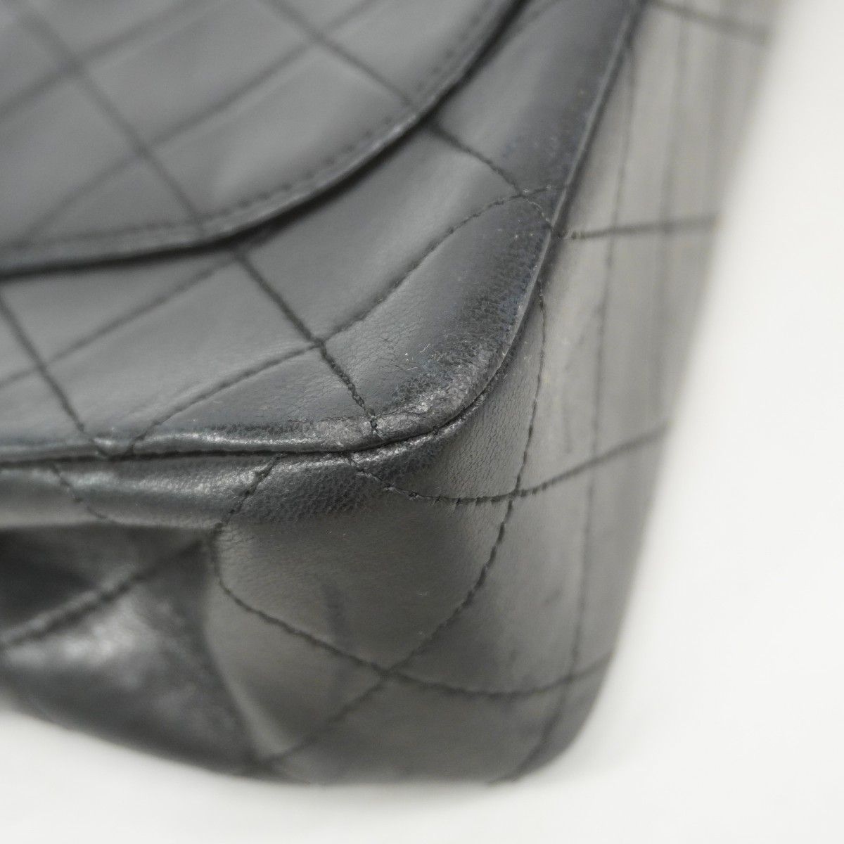 Chanel Shoulder Bag Quilted Lambskin Black Gold — view 6