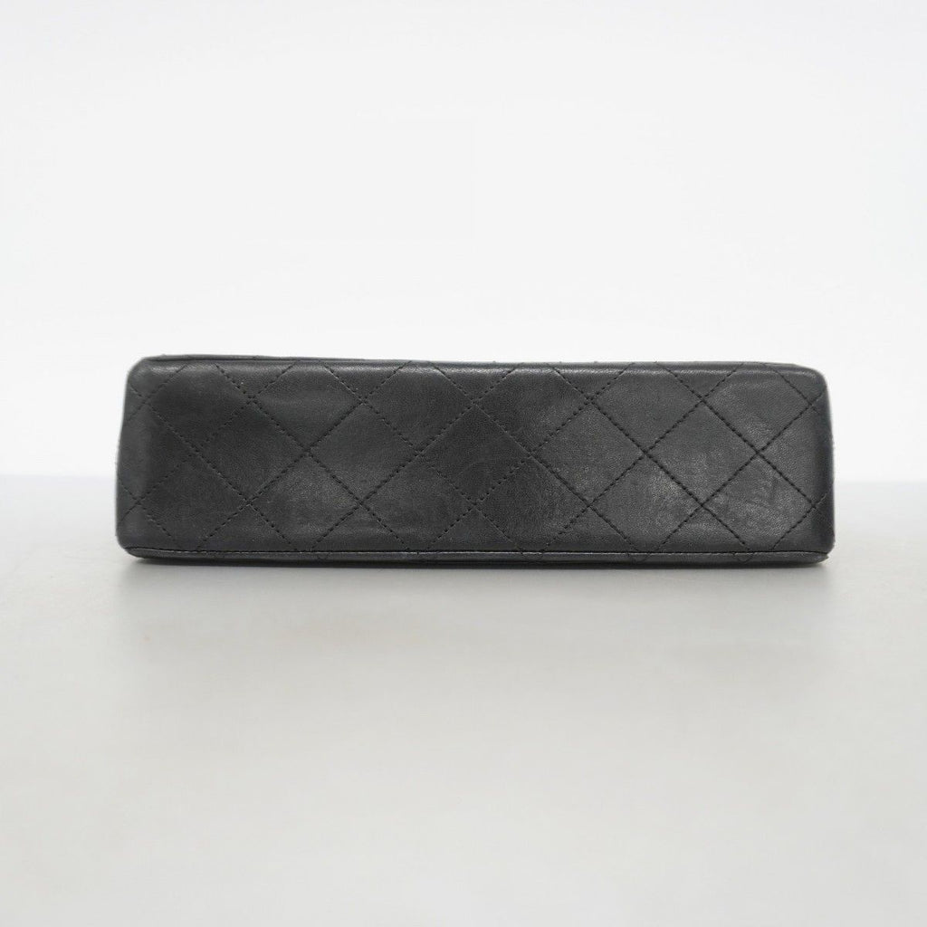 Chanel Shoulder Bag Quilted Lambskin Black Gold — view 3