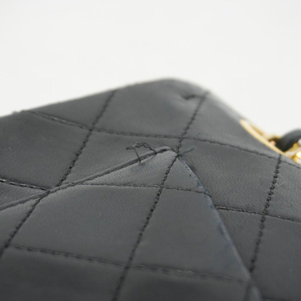 Chanel Shoulder Bag Quilted Lambskin Black Gold — view 9