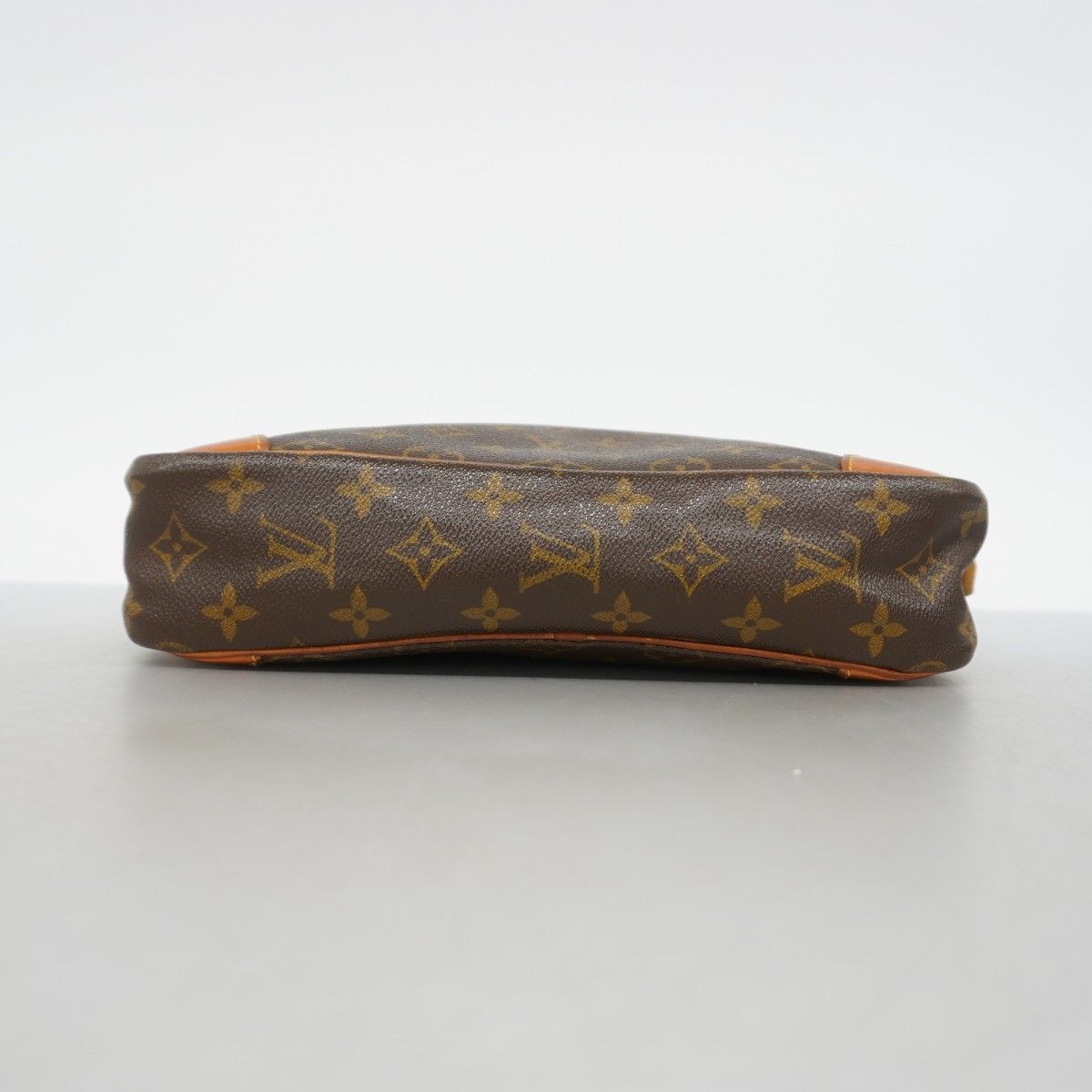 Louis Vuitton Clutch Monogram Compiegne 28 Brown — view 3