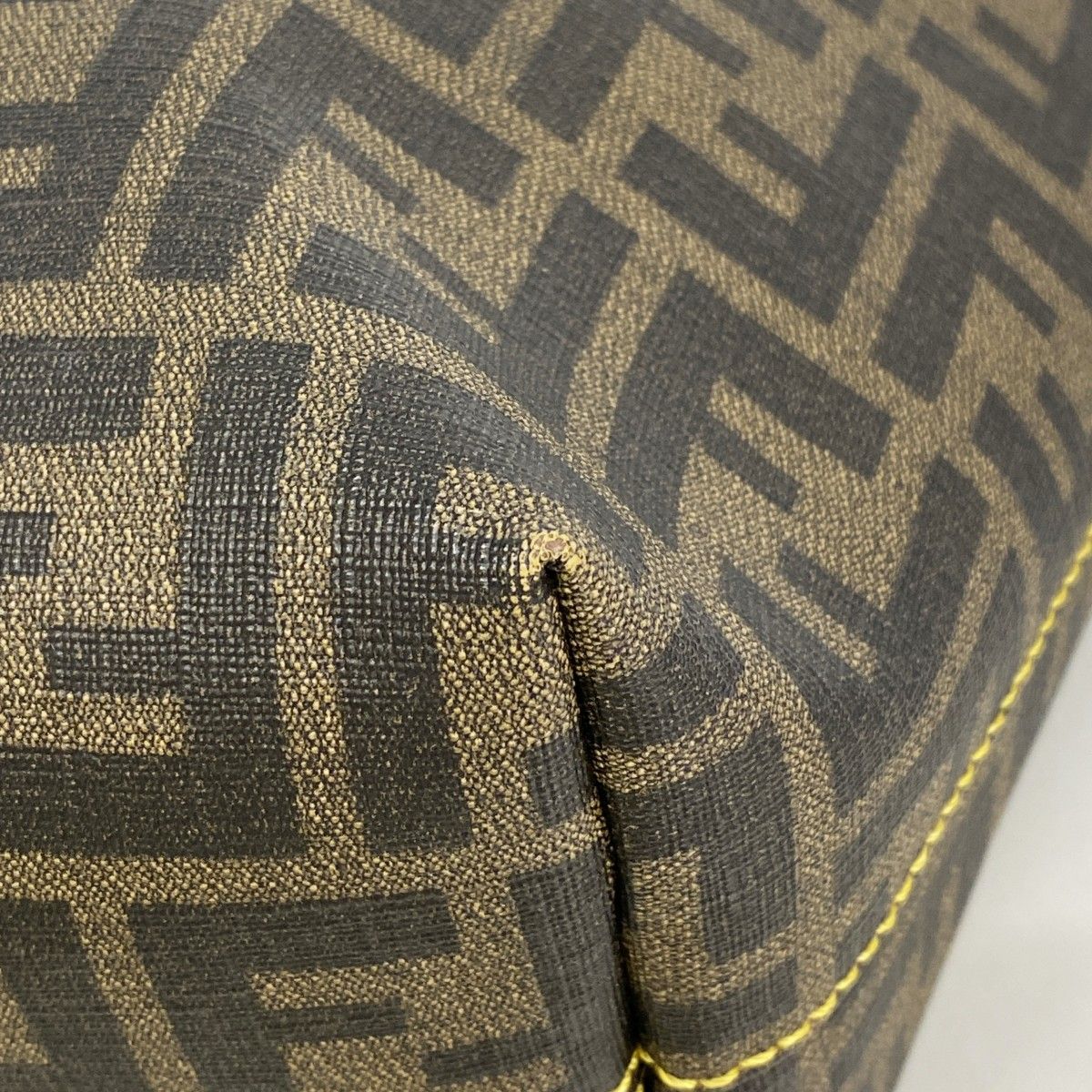 Fendi Tote Zucca Brown Gold — view 6