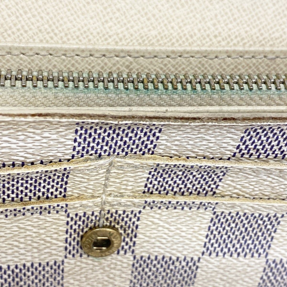 Louis Vuitton Wallet Damier Azur Portefeuille Sarah White — view 9