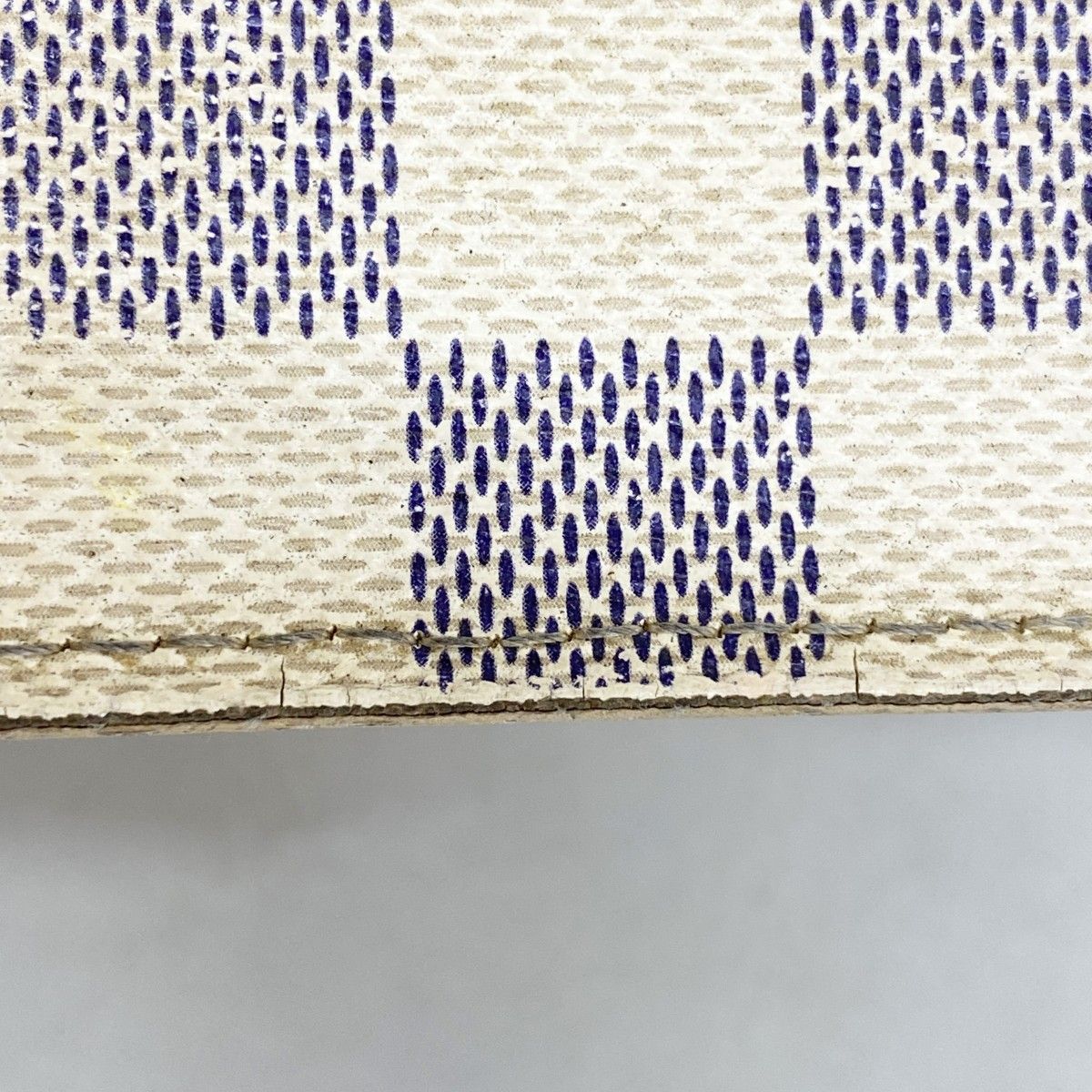 Louis Vuitton Wallet Damier Azur Portefeuille Sarah White — view 6