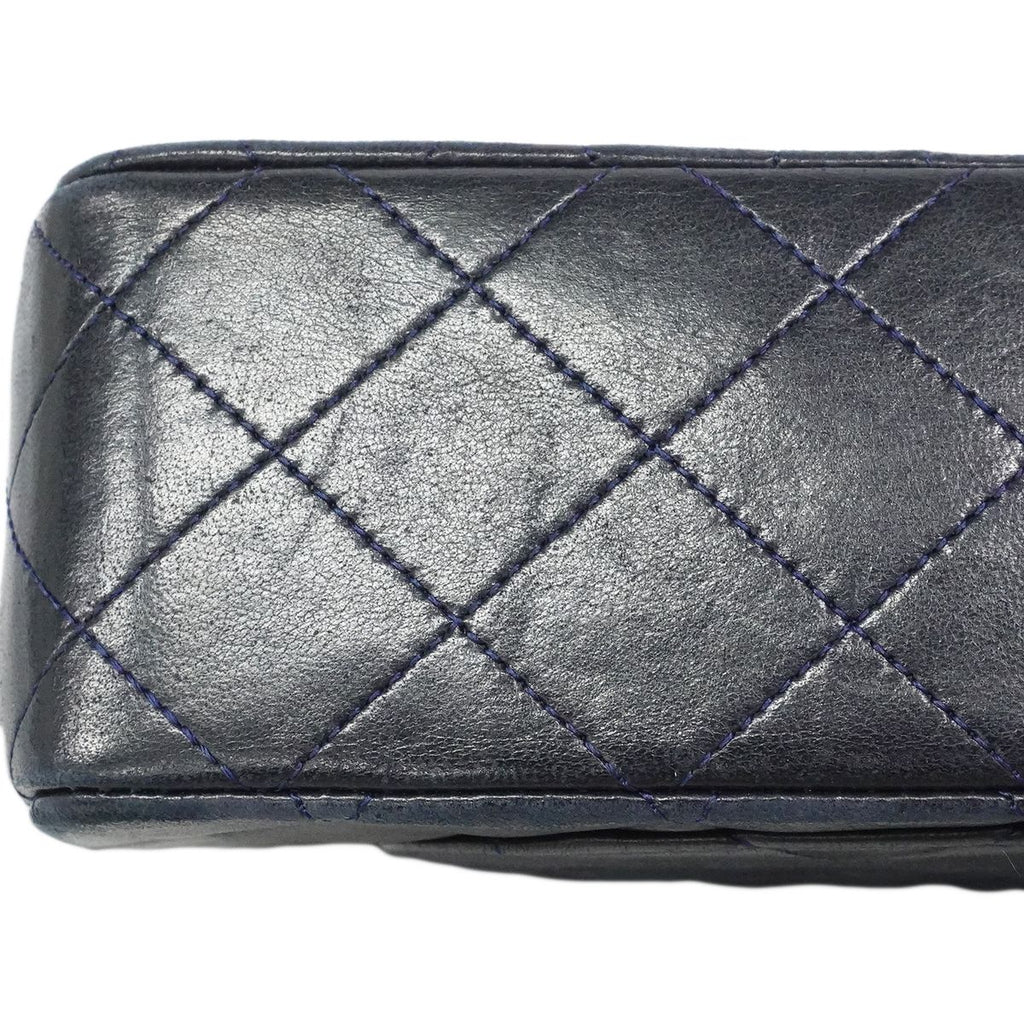 Chanel Shoulder Bag Quilted Lambskin Navy Gold — view 9