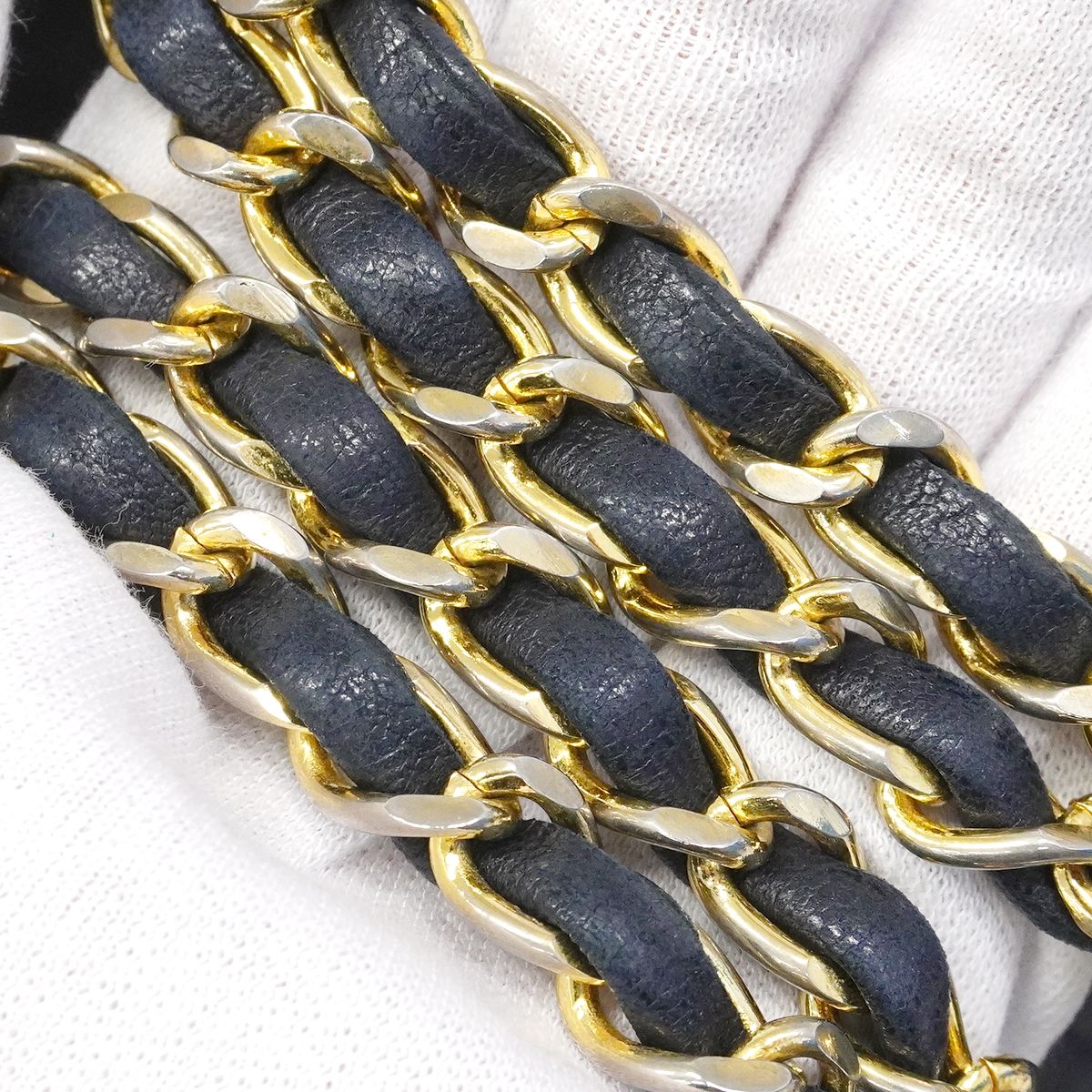 Chanel Shoulder Bag Quilted Lambskin Navy Gold — view 7