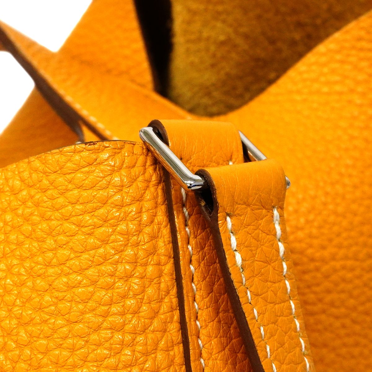 Hermes Handbag Picotin Lock MM Taurillon Clemence Jaune d'Or Silver — view 7