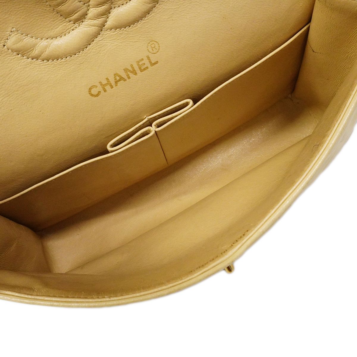 Chanel Shoulder Bag Quilted Lambskin Beige Gold — view 4