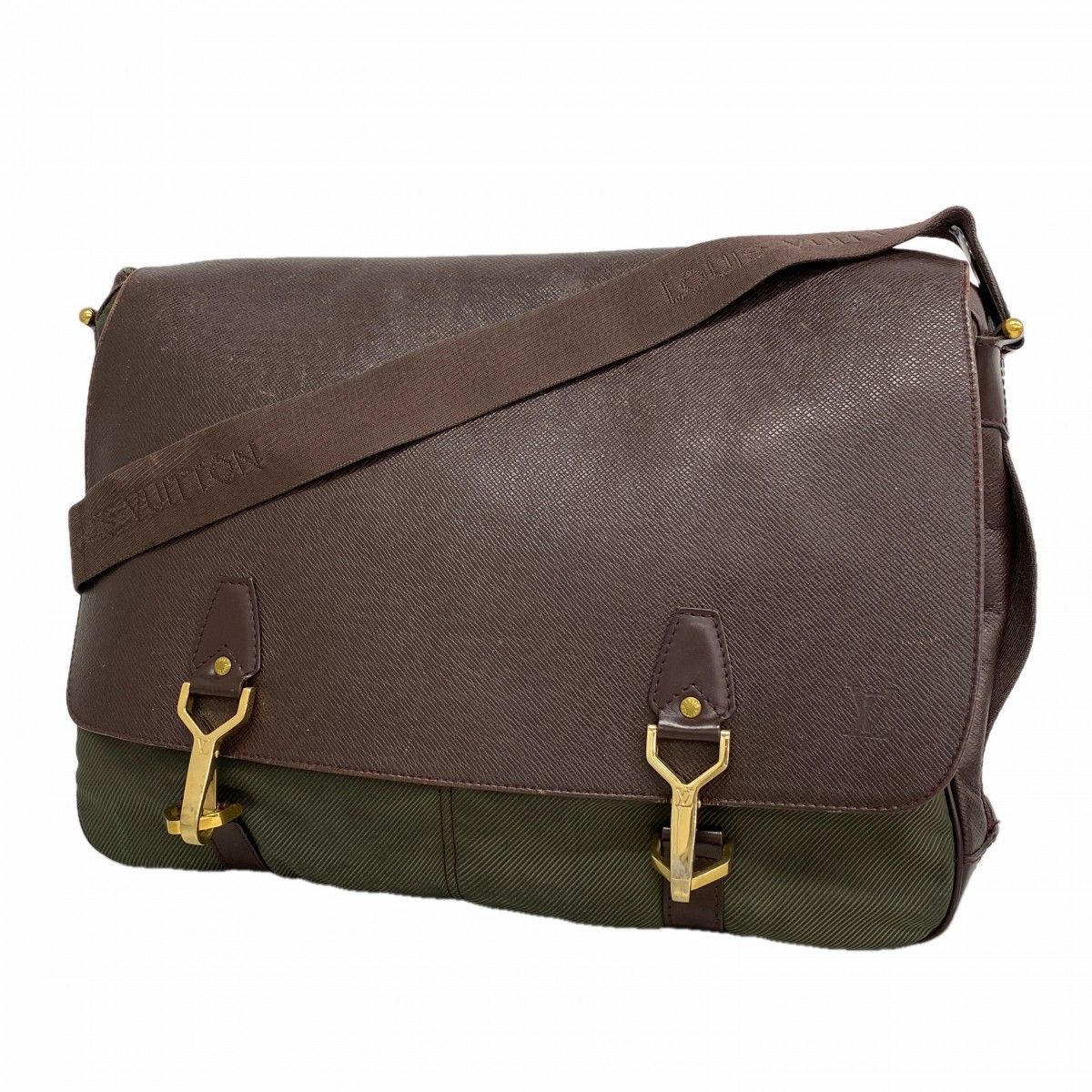 Louis Vuitton Shoulder Bag Taiga Delsu Acajou