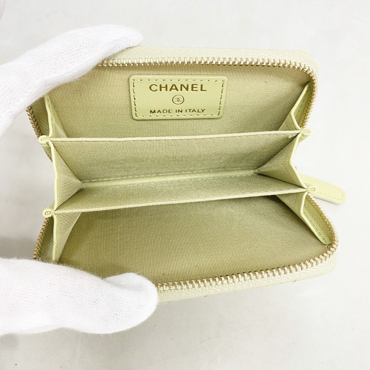 Chanel Coin Case Quilted Caviar Leather Light Green Gold — view 3