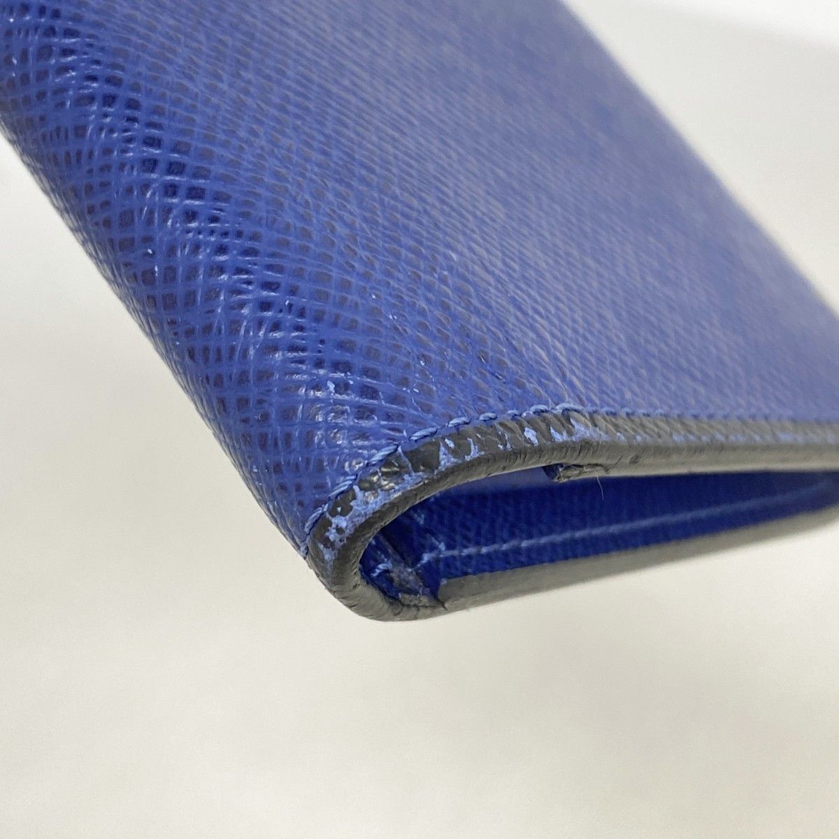 Louis Vuitton Wallet Taiga Portefeuille Brazza Cobalt — view 5