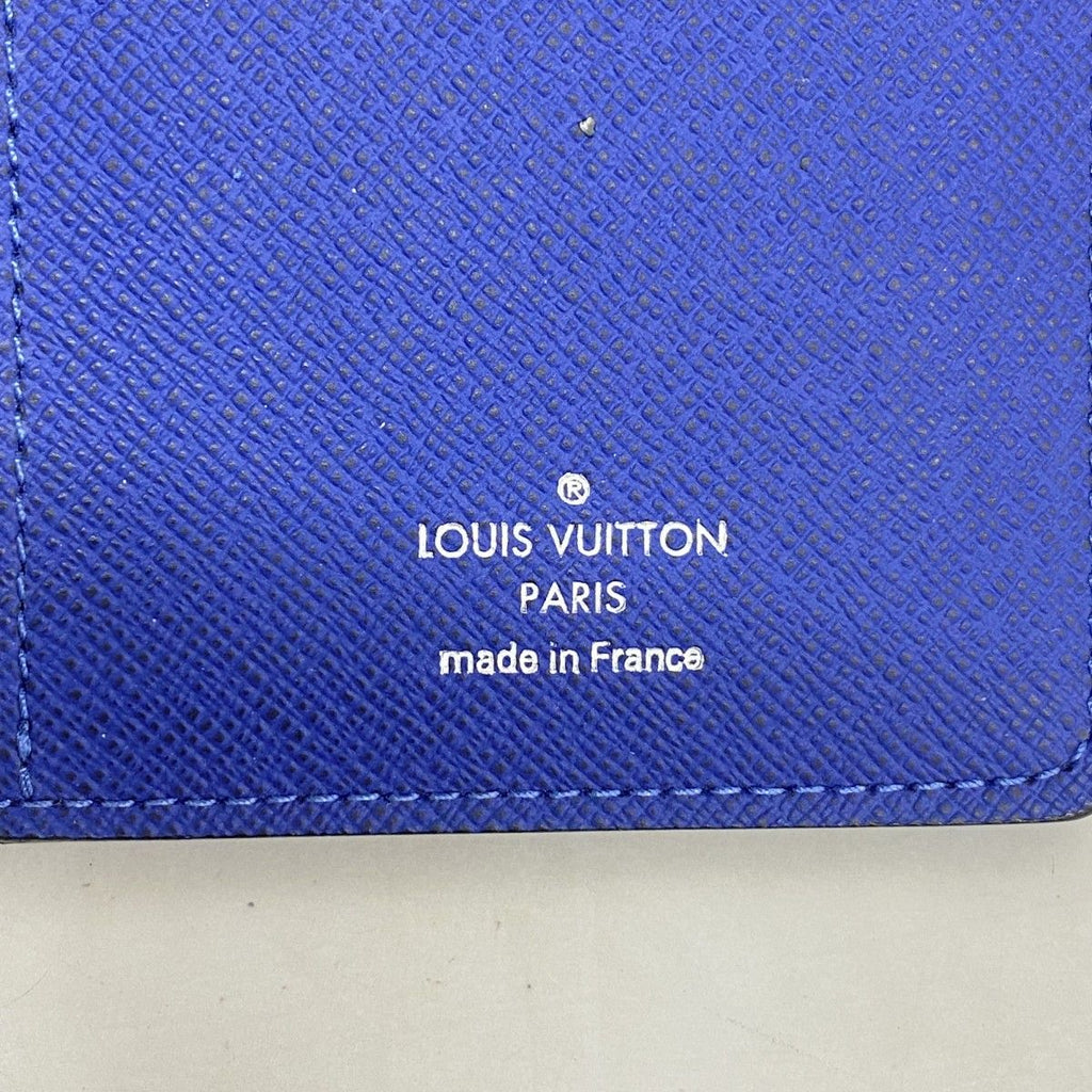 Louis Vuitton Wallet Taiga Portefeuille Brazza Cobalt — view 4