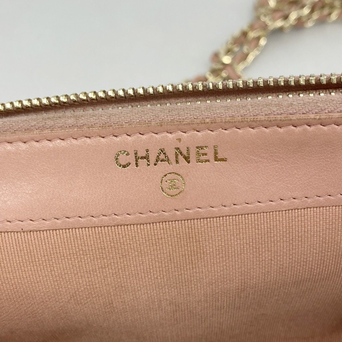 Chanel Shoulder Bag Quilted Lambskin Pink Champagne Gold — view 5
