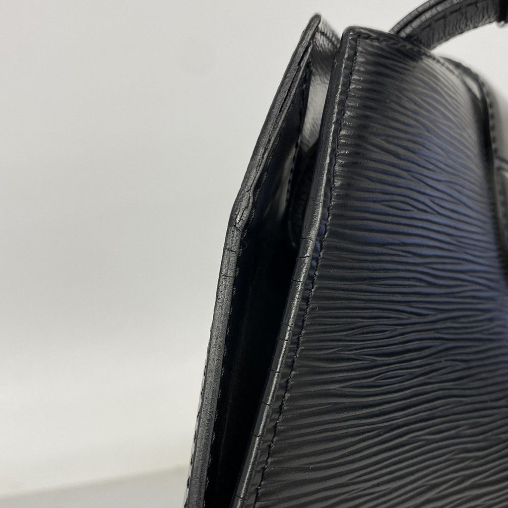 Louis Vuitton Shoulder Bag Epi Cluny Noir — view 7