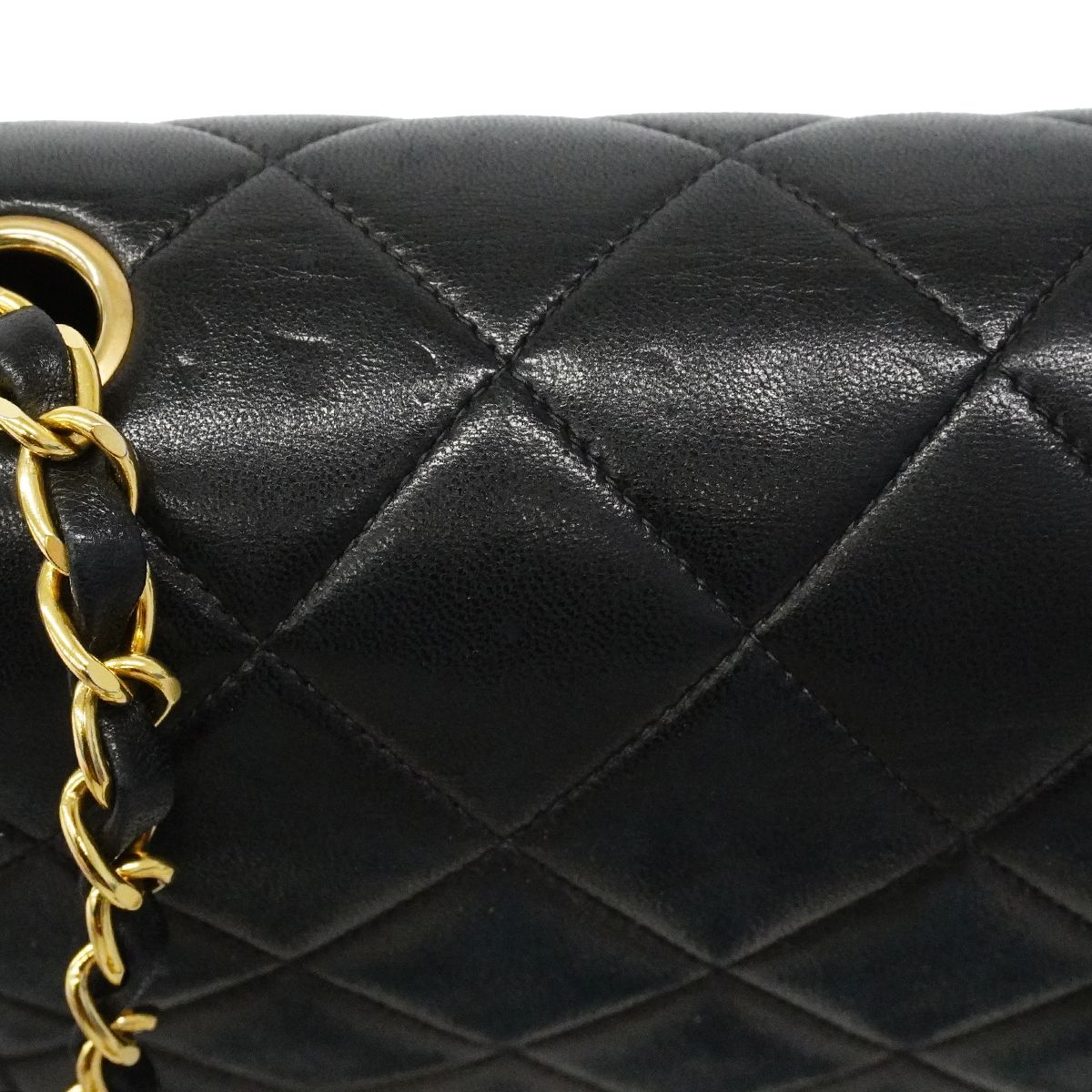 Chanel Shoulder Bag Diana Lambskin Black Gold — view 8