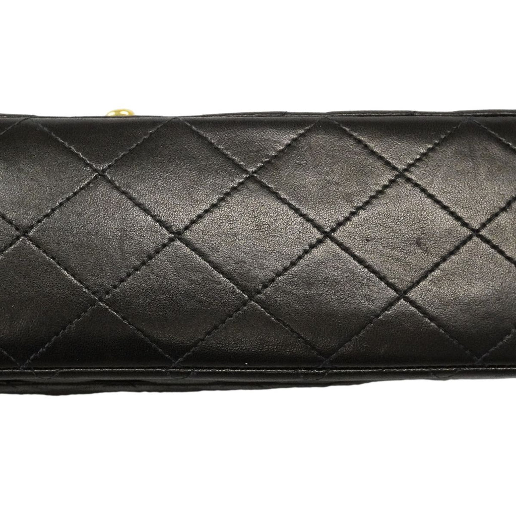 Chanel Shoulder Bag Quilted Lambskin Black Gold — view 8