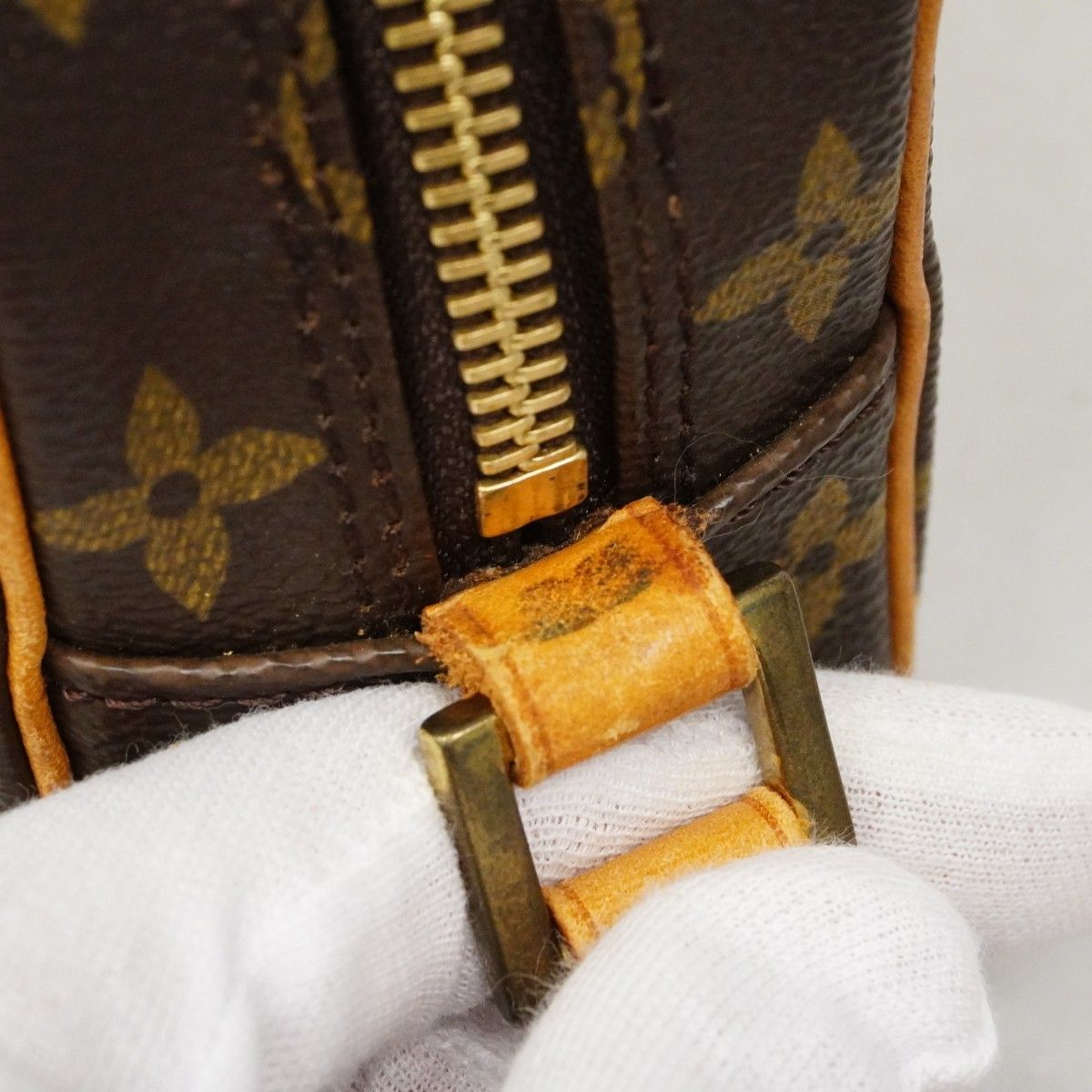 Louis Vuitton Shoulder Bag Monogram Pochette Cite Brown — view 8