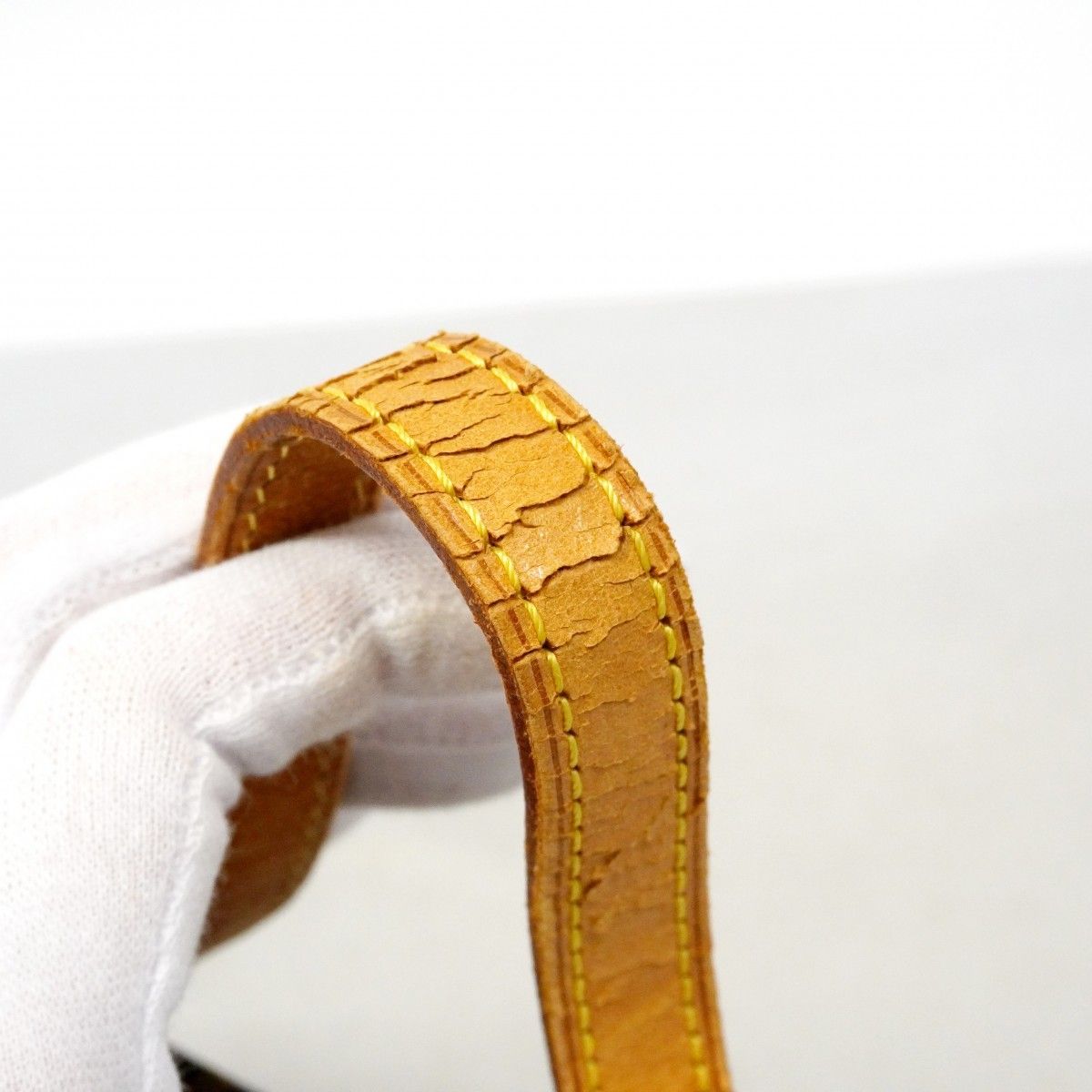 Louis Vuitton Shoulder Bag Monogram Pochette Cite Brown — view 6