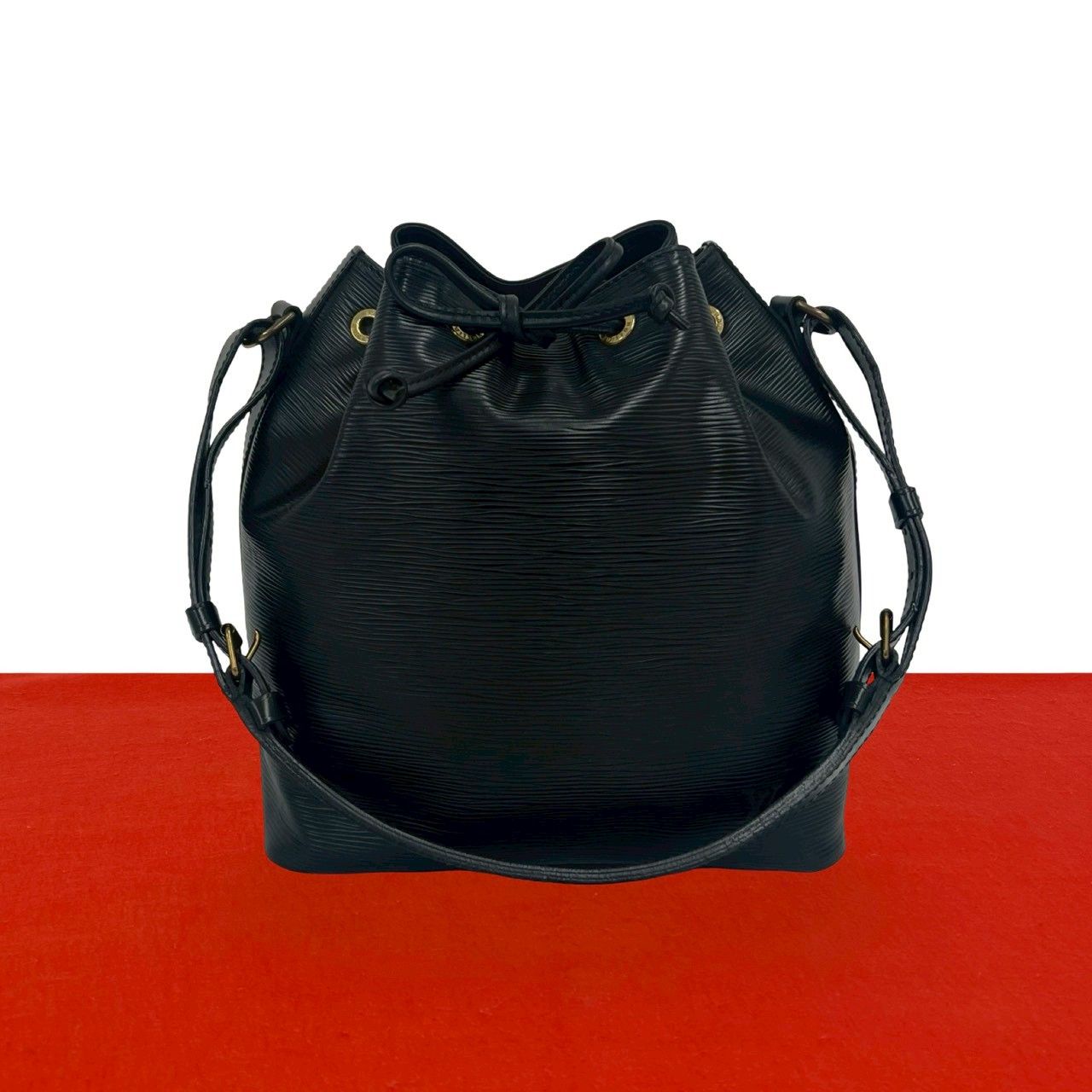 Louis Vuitton Petit Noe Epi Leather Drawstring Shoulder Bag Tote Noir