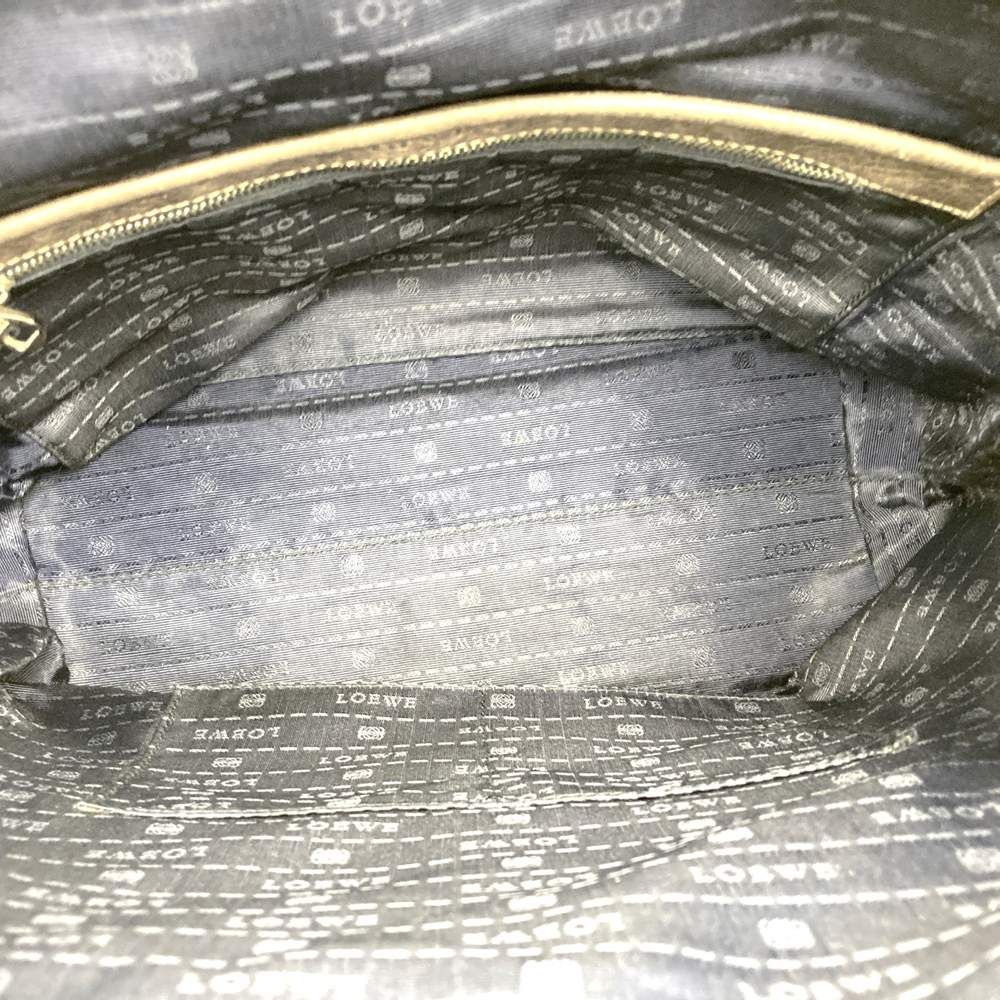 Loewe Heritage Shoulder Bag Leather Silver Metallic — view 6