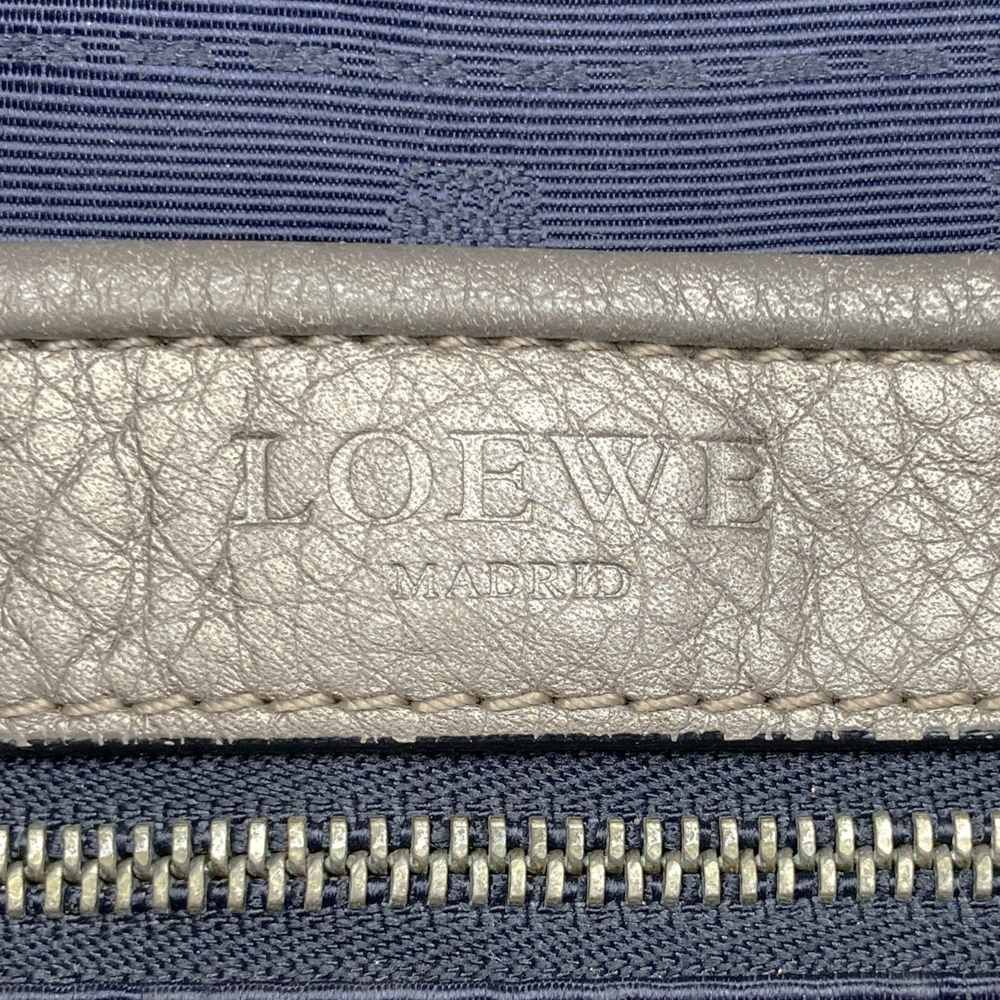 Loewe Heritage Shoulder Bag Leather Silver Metallic — view 7