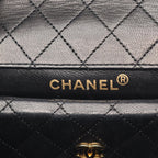 Chanel Shoulder Bag Quilted Black White Lambskin Bicolor Chain — view 4