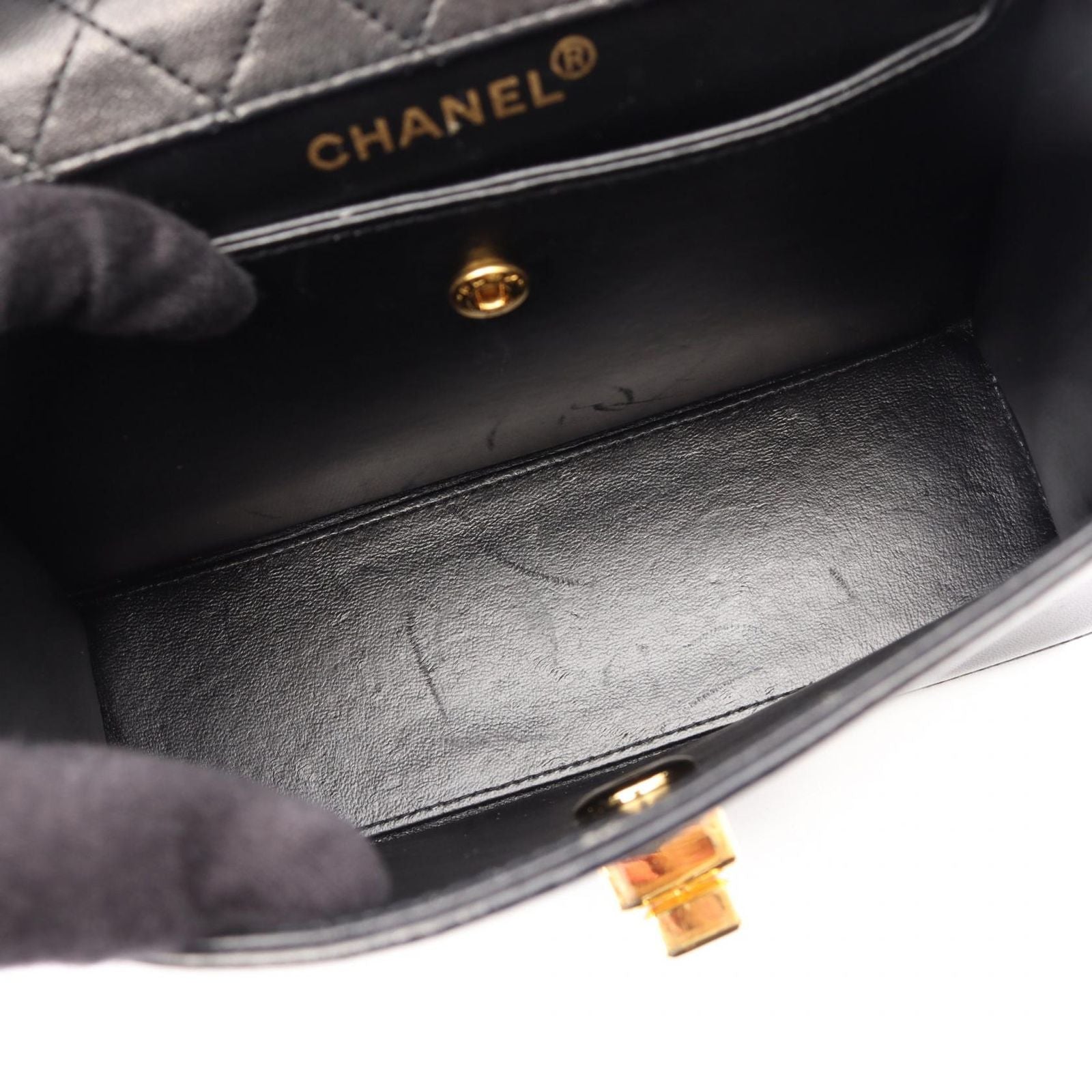 Chanel Shoulder Bag Quilted Black White Lambskin Bicolor Chain — view 8