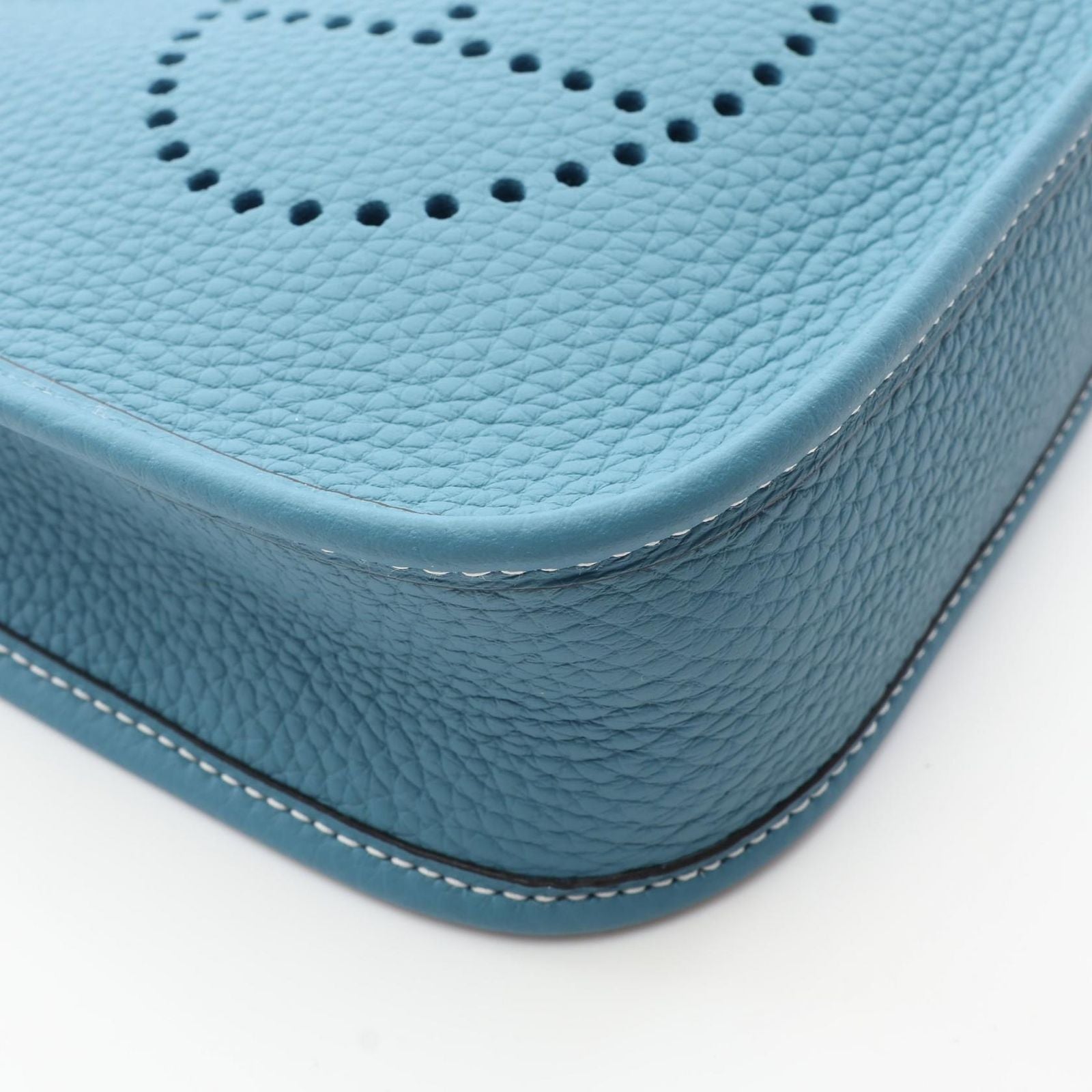 Hermes Shoulder Bag Evelyne TPM Amazon New Blue Jean Leather TPM — view 5