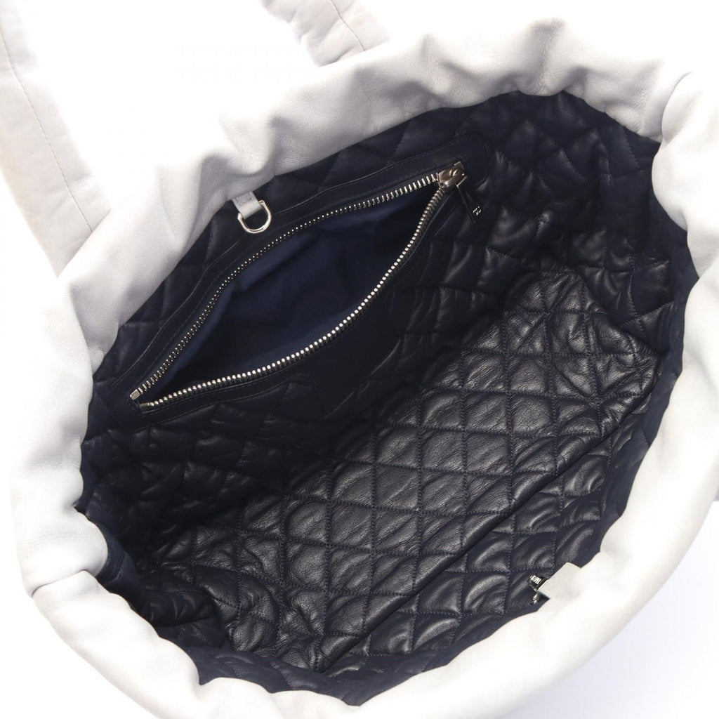 Chanel Tote Coco Cocoon GM Reversible Silver Leather GM — view 3